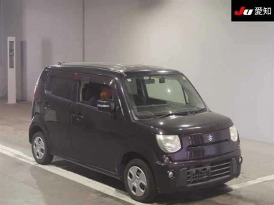 SUZUKI MRWAGON