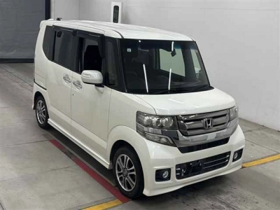 HONDA N BOX CUSTOM