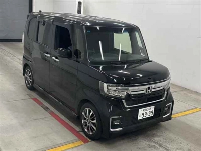 HONDA N BOX CUSTOM