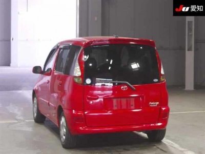 TOYOTA FUN CARGO