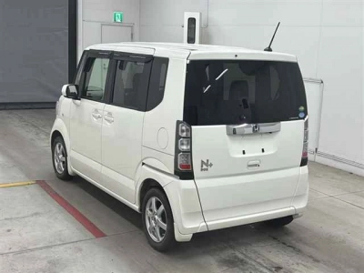 HONDA N BOX +