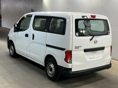NISSAN NV200 VANETTE VAN