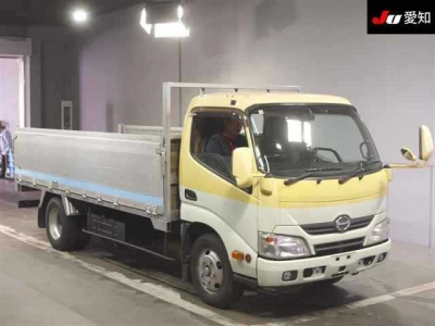 HINO DUTRO TRUCK