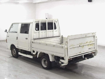 MAZDA BONGO BRAWNY TRUCK