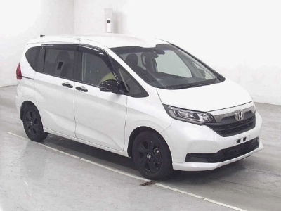 HONDA FREED HYBRID