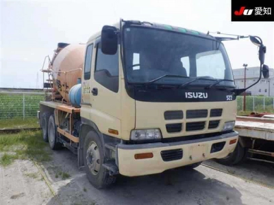 ISUZU GIGA