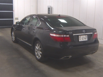 LEXUS LS