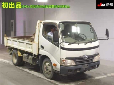 TOYOTA DYNA TRUCK