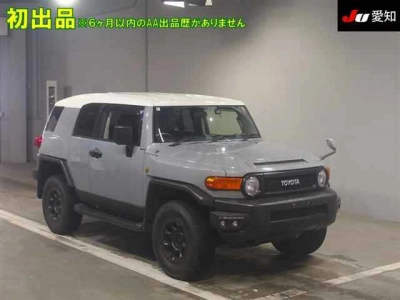TOYOTA FJ CRUISER