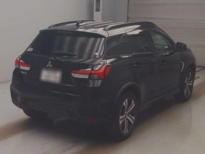 MITSUBISHI RVR