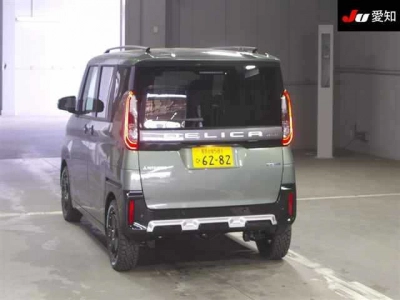MITSUBISHI DELICA MINI