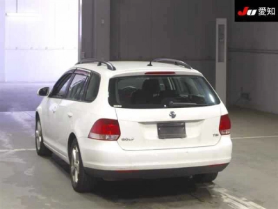 VOLKSWAGEN GOLF VARIANT
