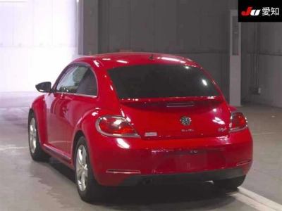 VOLKSWAGEN THE BEETLE