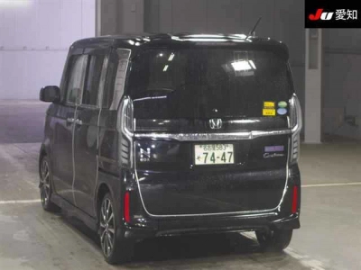 HONDA N BOX CUSTOM
