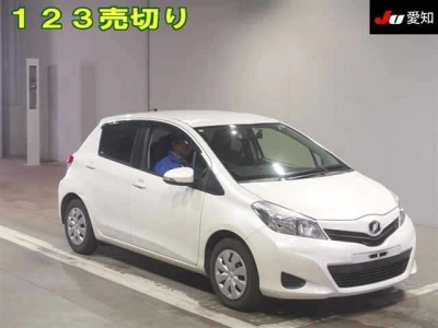 TOYOTA VITZ
