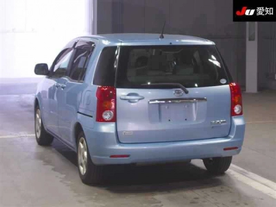 TOYOTA RAUM