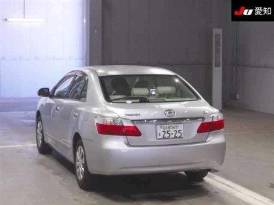 TOYOTA PREMIO