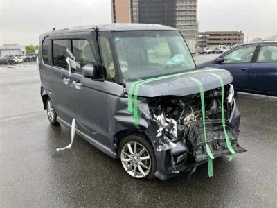 HONDA N BOX CUSTOM