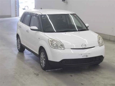 MAZDA VERISA