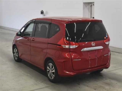HONDA FREED HYBRID