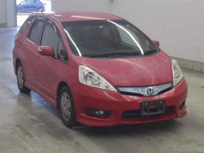 HONDA FIT SHUTTLE HYBRID