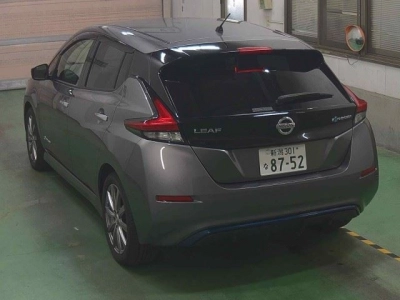 NISSAN LEAF