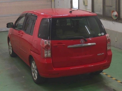 TOYOTA RAUM