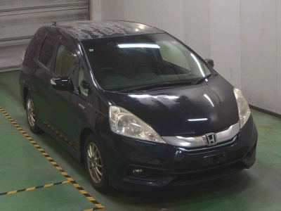 HONDA FIT SHUTTLE