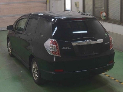 HONDA FIT SHUTTLE