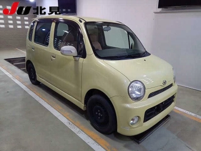 DAIHATSU MOVE LATTE