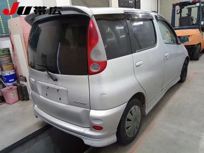 TOYOTA FUN CARGO