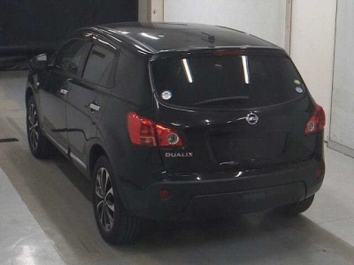 NISSAN DUALIS