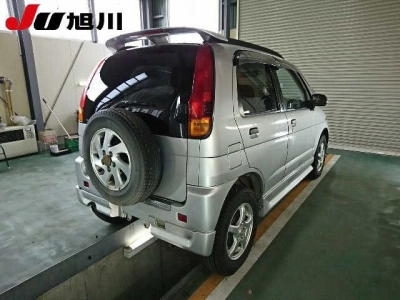 DAIHATSU TERIOS KID