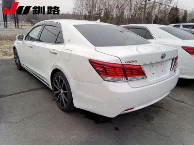 TOYOTA CROWN MAJESTA
