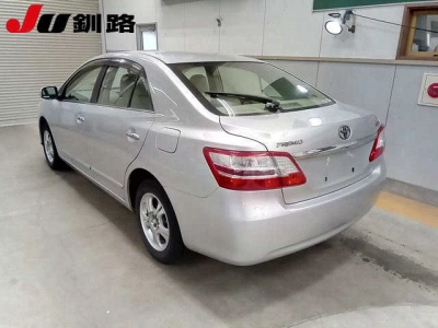 TOYOTA PREMIO