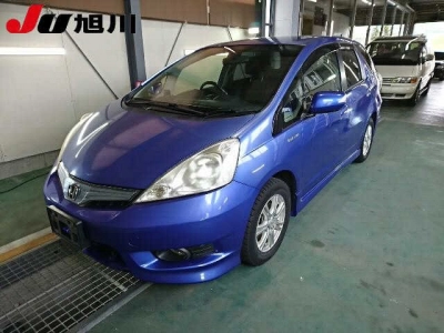 HONDA FIT SHUTTLE