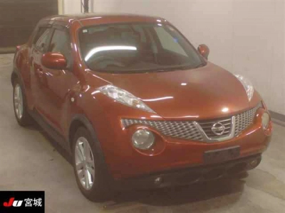 NISSAN JUKE