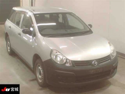 NISSAN AD VAN