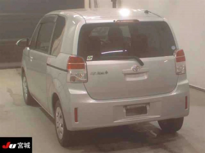 TOYOTA SPADE