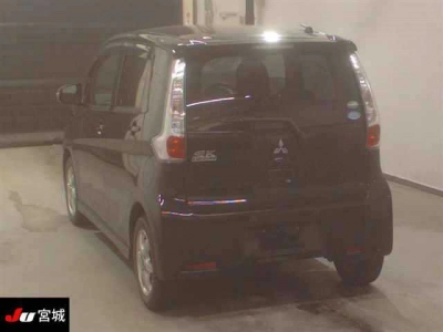 MITSUBISHI EK CUSTOM