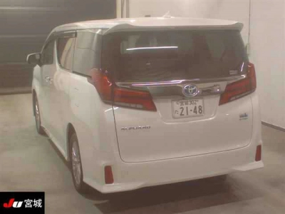 TOYOTA ALPHARD