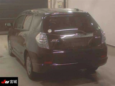 HONDA FIT SHUTTLE