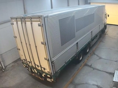NISSAN UD