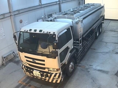 NISSAN UD
