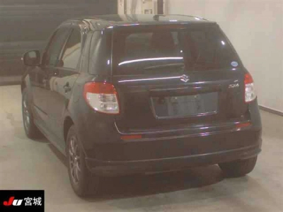 SUZUKI SX4