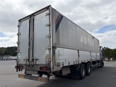 MITSUBISHI FUSO