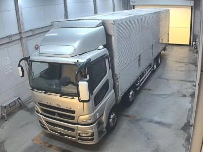 MITSUBISHI FUSO