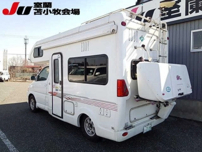 TOYOTA GRAND HIACE