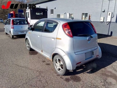 SUBARU R2