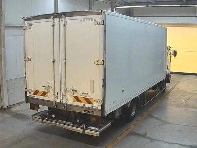 ISUZU FORWARD